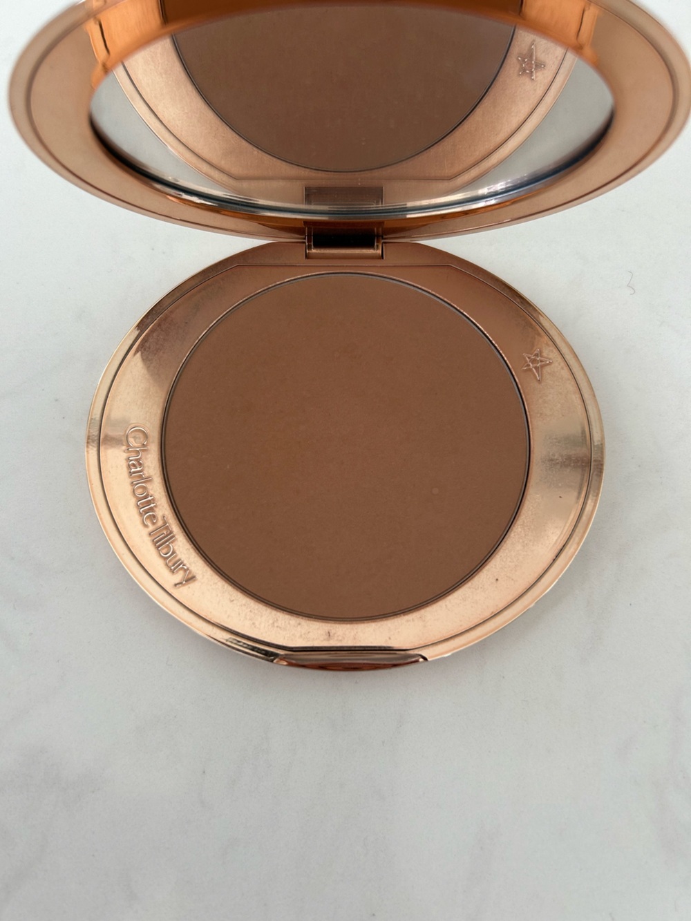 Charlotte Tilbury Bronzer Compact — Warm Tan Finish